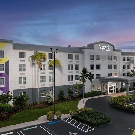 Spark By Hilton Miami Doral Sweetwater Exterior foto